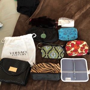 8pc bundle of makeup bags/misc